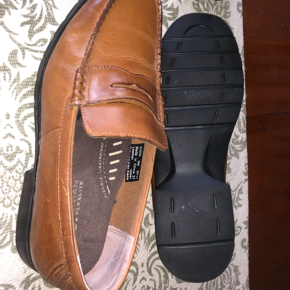 Men’s Bostonian Loafer - Picture 2 of 4